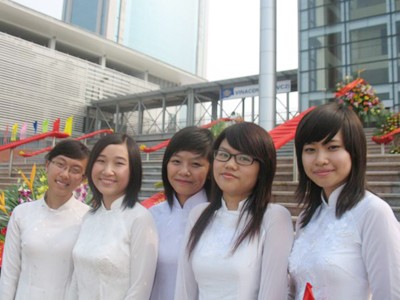 HS trường THPT chuyên Hà Nội -Amsterdam Ảnh: Quý Hiên