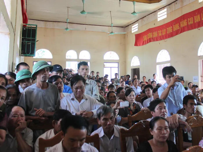 Đại biểu Quốc hội nghe ý kiến vụ chôn thuốc trừ sâu