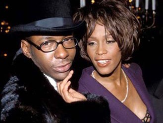 Tiết lộ cuộc hôn nhân bạo lực của Whitney Huston & Bobby Brown