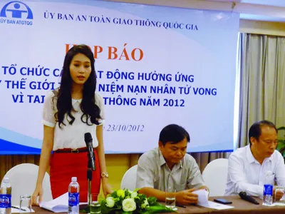 Hoa hậu Đặng Thu Thảo làm Đại sứ an toàn giao thông