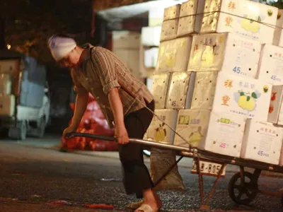 Nông sản Trung Quốc 'đại náo' thị trường
