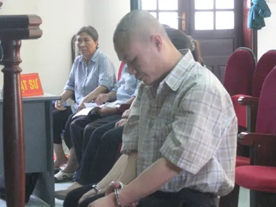 Luân thường đảo lộn, do đâu?