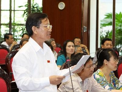 Đại biểu QH đề xuất sửa lời Quốc ca