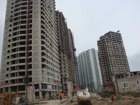 BĐS tham giá cao và chờ giải cứu