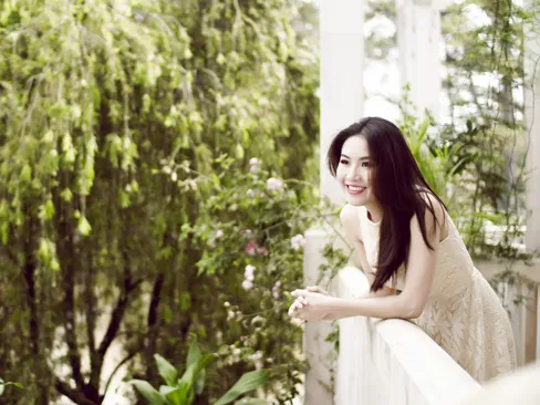 Ái Nhi đẹp mịn màng nhờ ăn chay trường