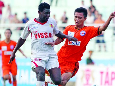 Vòng 8 V-League: Ngày của chân sút ngoại