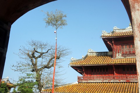 Độc đáo nghi lễ thượng nêu đón tết