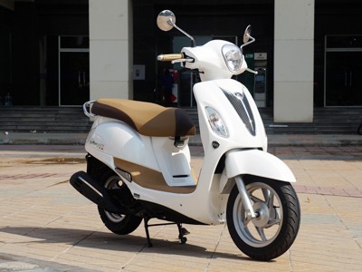 Toàn cảnh Kymco Many FI