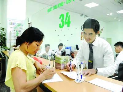 Đầu tư 2013: Lướt sóng hay ăn chắc mặc bền?