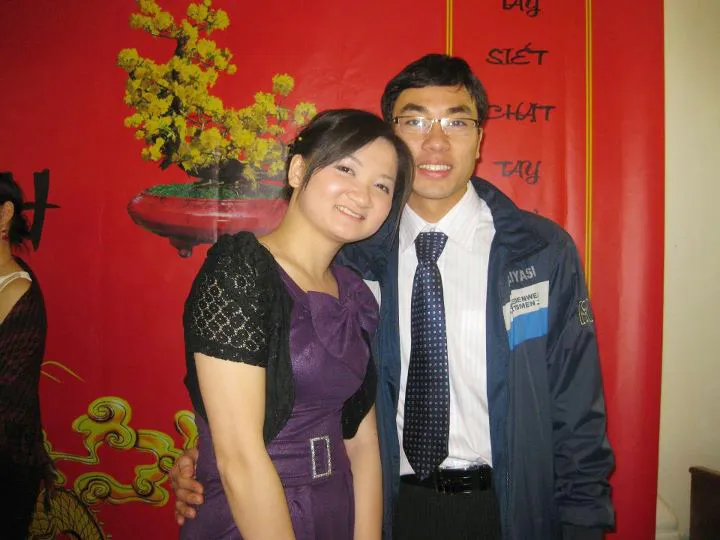 Đôi bạn Nguyễn Tưởng và Thu Hiền