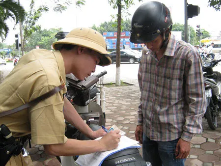 Bộ GTVT bất ngờ bỏ xử phạt xe không chính chủ, MBH rởm