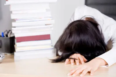 Vụ 2 nữ sinh tự tử: Quỹ lớp để làm gì?
