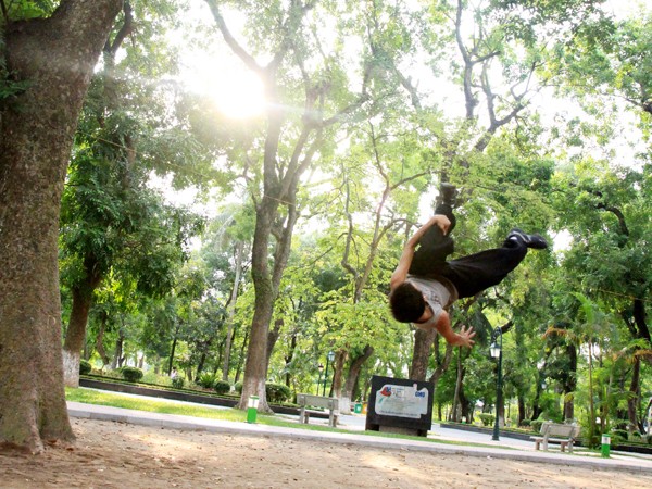 Những màn trình diễn đẹp mắt của Parkour Hà Thành