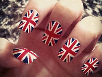 Mùa Olympic xài nail quốc kỳ