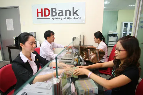 Bác bỏ tin đồn sáp nhập ngân hàng