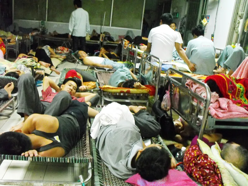 Những giấc ngủ 'vật vã' trong bệnh viện