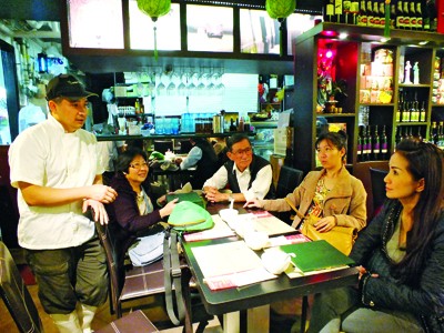 Người Việt trẻ mở nhà hàng ở Hồng Kông
