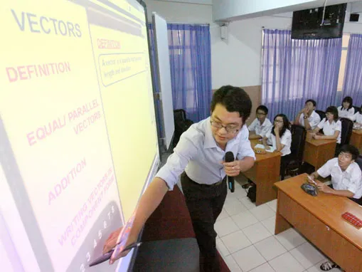 Ngổn ngang nỗi lo dạy toán bằng tiếng Anh