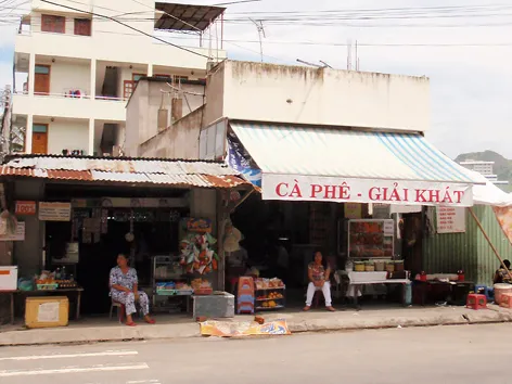 Tỉnh làm sai, thiệt hại dân chịu