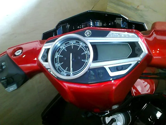 Yamaha Nouvo Lx Fi: Chiến mã sắp cất cánh