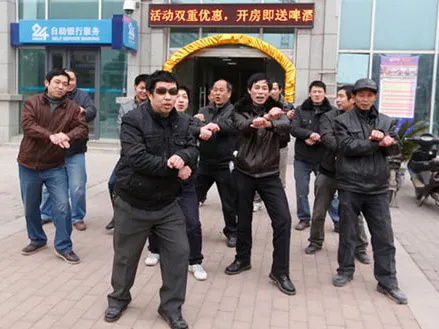 'Quái chiêu' đòi lương, thưởng Tết của công nhân