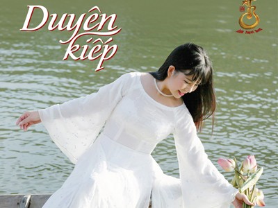 Khi Ánh Tuyết hát nhạc vàng giọng Quảng