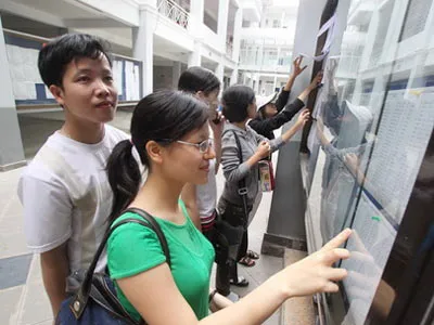 Nhiều trường công bố điểm chuẩn