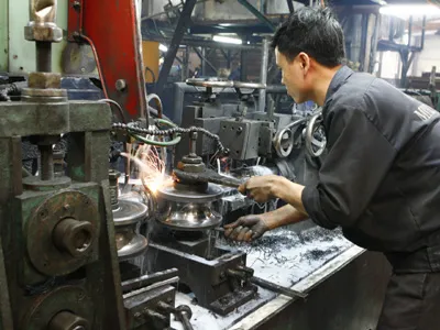 Doanh nghiệp cơ khí nội tố bị chính doanh nghiệp nhà nước quay lưng. Ảnh: Hồng Vĩnh