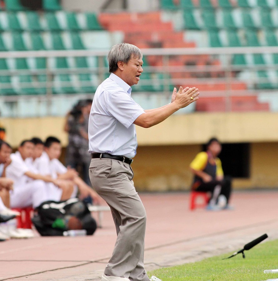 V-League: Đất Thủ và nỗi ám ảnh từ đất Cảng