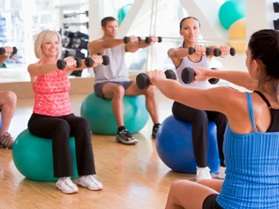 Tập luyện trước bữa sáng giúp ‘hô biến’ mỡ thừa