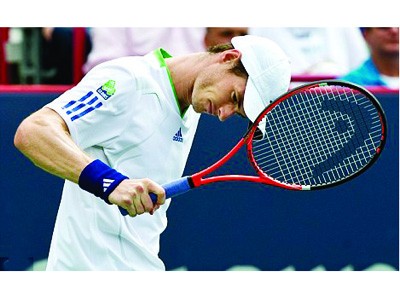 Murray, Clijsters dừng bước ngay trận đầu