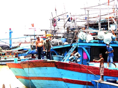 Giàu lên từ Hoàng Sa, Trường Sa