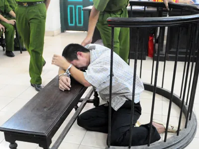 500 tử tù chờ thuốc độc