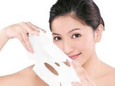 Đắp mặt nạ để da trẻ đẹp tự nhiên
