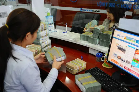 Tăng lãi suất huy động vàng, vì sao?