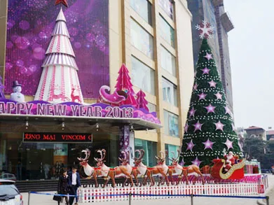 Hà Nội rực rỡ hình ảnh đón Giáng sinh