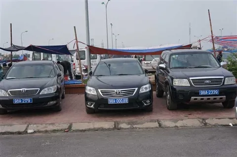 Xe công đi lễ hội, báo ngay Chủ tịch tỉnh