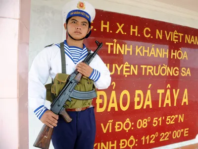 Thêm học giả Trung Quốc yêu cầu bãi bỏ “đường lưỡi bò”