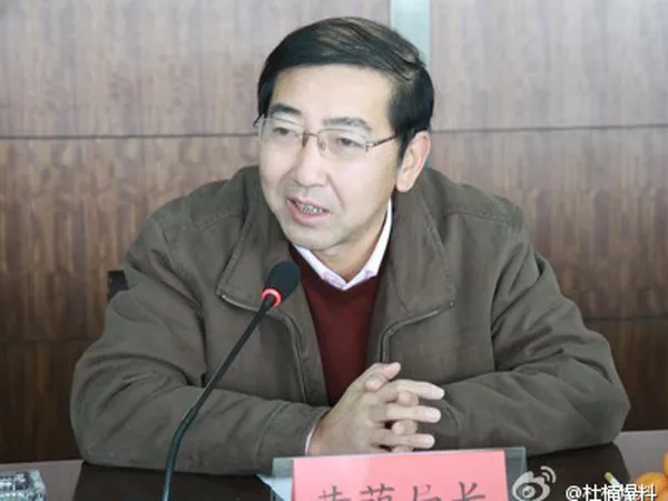 Quan tham sở hữu 84 căn nhà