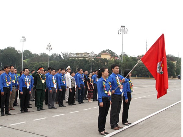 81 thủ lĩnh Đoàn xuất sắc báo công dâng Bác