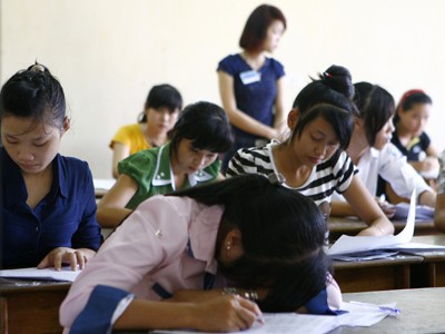 Dự kiến hai mức điểm sàn