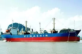 Vinashin đang đặt gánh nạng trên vai mỗi người dân Việt Nam