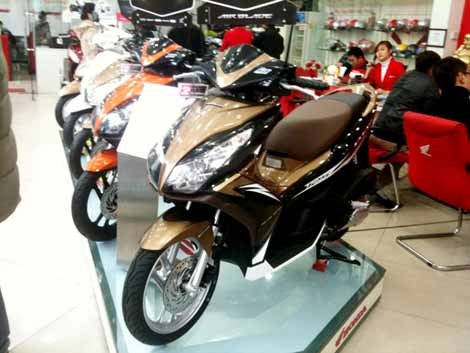 Honda Air Blade 125 bất ngờ xuống giá