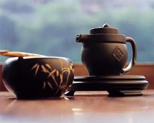 Tránh cách sống suy diễn, đánh giá, lý giải, lý sự