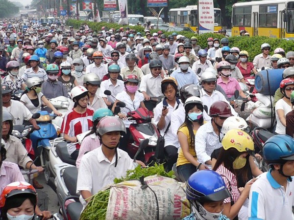 Không khéo tất cả lại gặp nhau ngoài đường