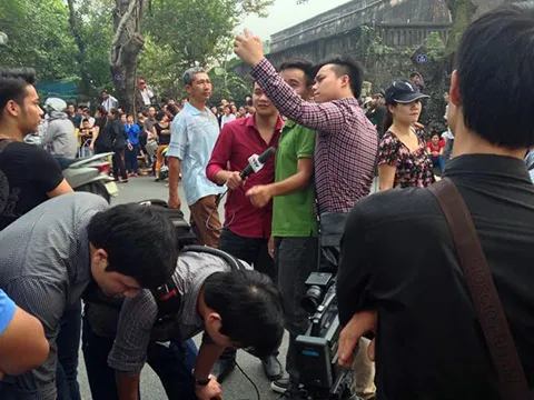 Bạn đọc tố người "tự sướng" trong lễ quốc tang là quân của VTV