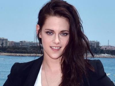 Bị bạn trai bỏ, Kristen Stewart vẫn ‘tỉnh bơ’