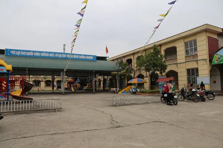 Trường mầm non bị tố dùng thịt lợn có sán nấu cho trẻ: Phụ huynh bức xúc không cho con đến trường