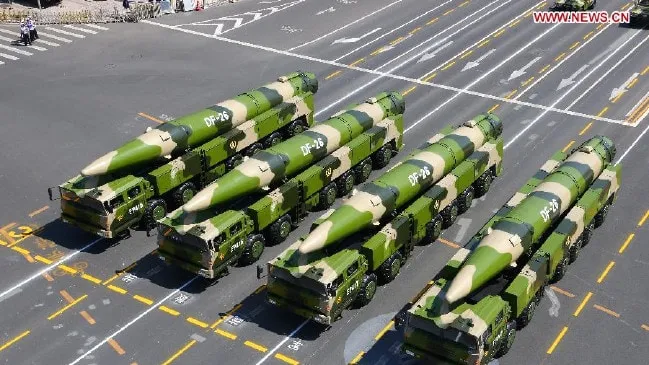 Tên lửa DF-26 của Trung Quốc. (Ảnh: News.cn)