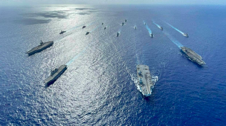 Nhóm tàu chiến đa quốc gia do tàu sân bay Anh dẫn đầu